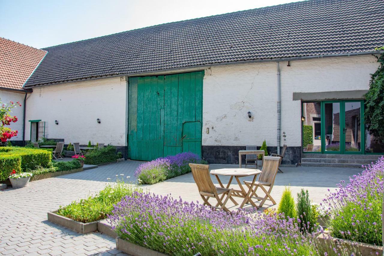 B&B De Oude Winning Riemst Exterior photo